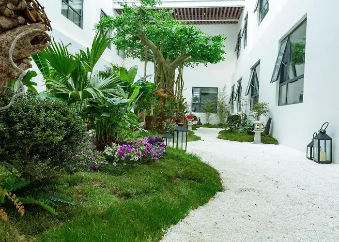 Ibis Styles Gulou Kaifengfu Hotel